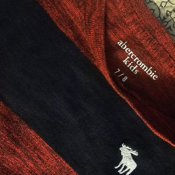 Kids pullover - Picture 2 of 2